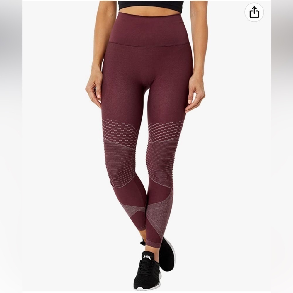 SPANX Look At Me Now Seamless Moto Leggings Wine size Large